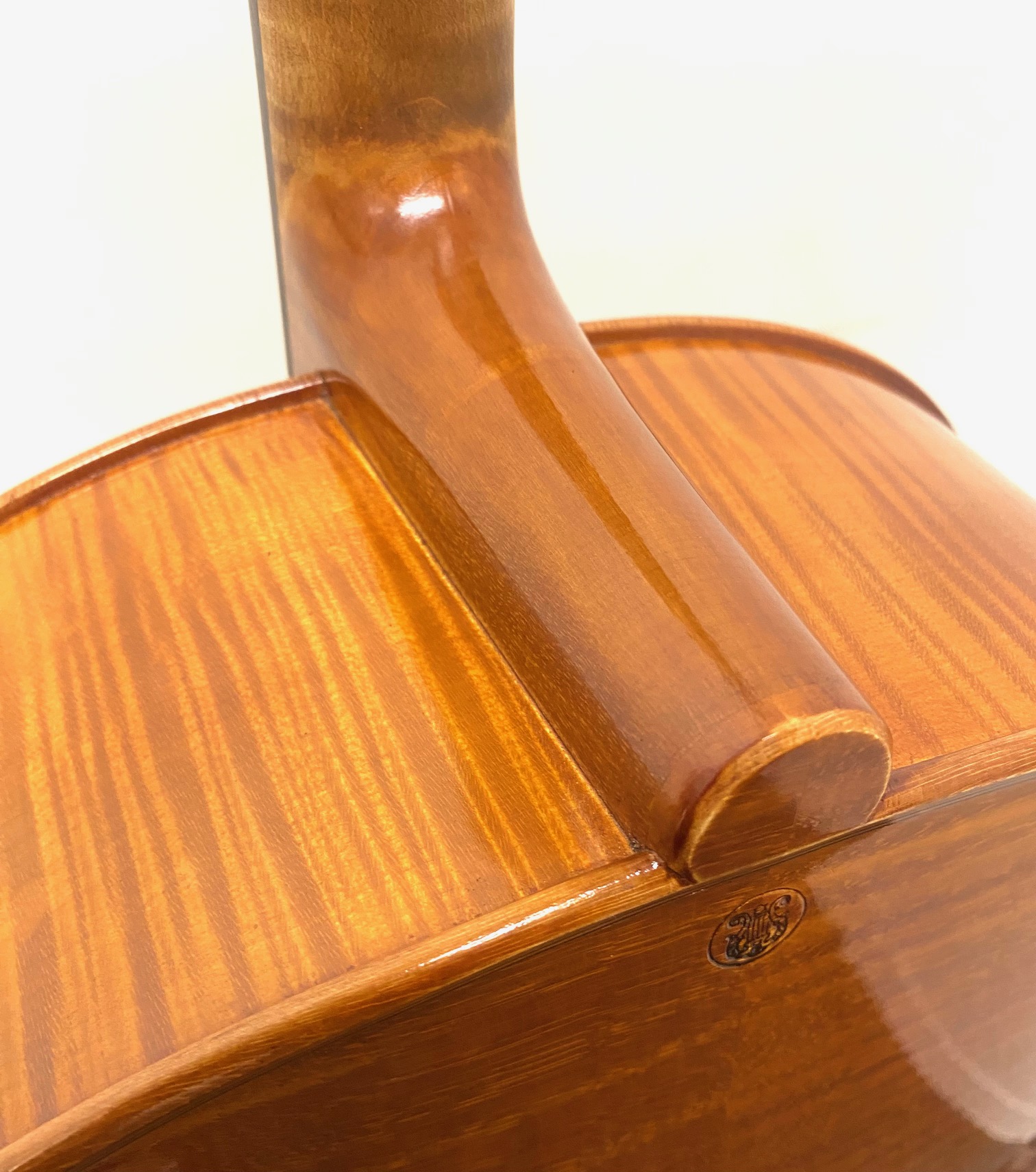 【Cello】Rainer Leonhardt #32(ライナー・レオンハルト)