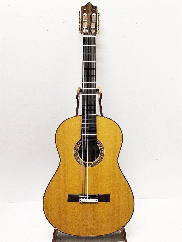 豊富な得価SUMIO MADRID 黒澤澄雄 CONCIERTO GITARRA ANO.197810 JAPON クラシックギター 弦器 ハードケース付 GUITAR ギター 本体